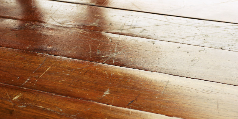 3 Signs that You Need Hardwood Floor Refinishing